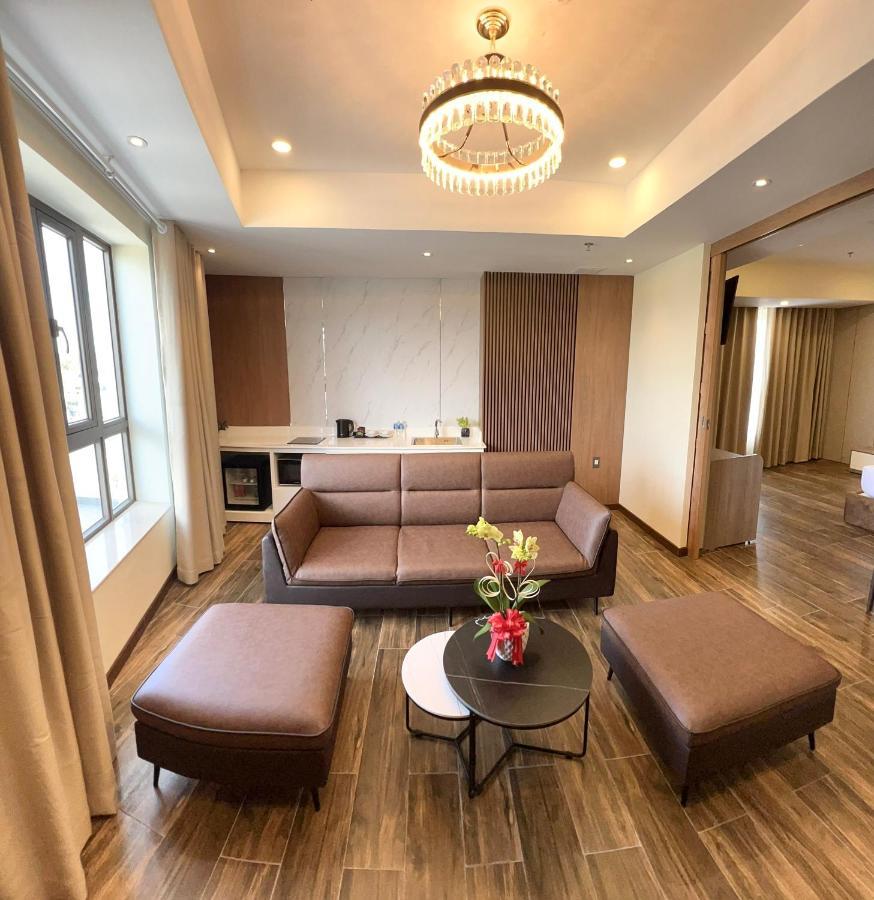 Mai Vy Hotel Tay Ninh Bagian luar foto