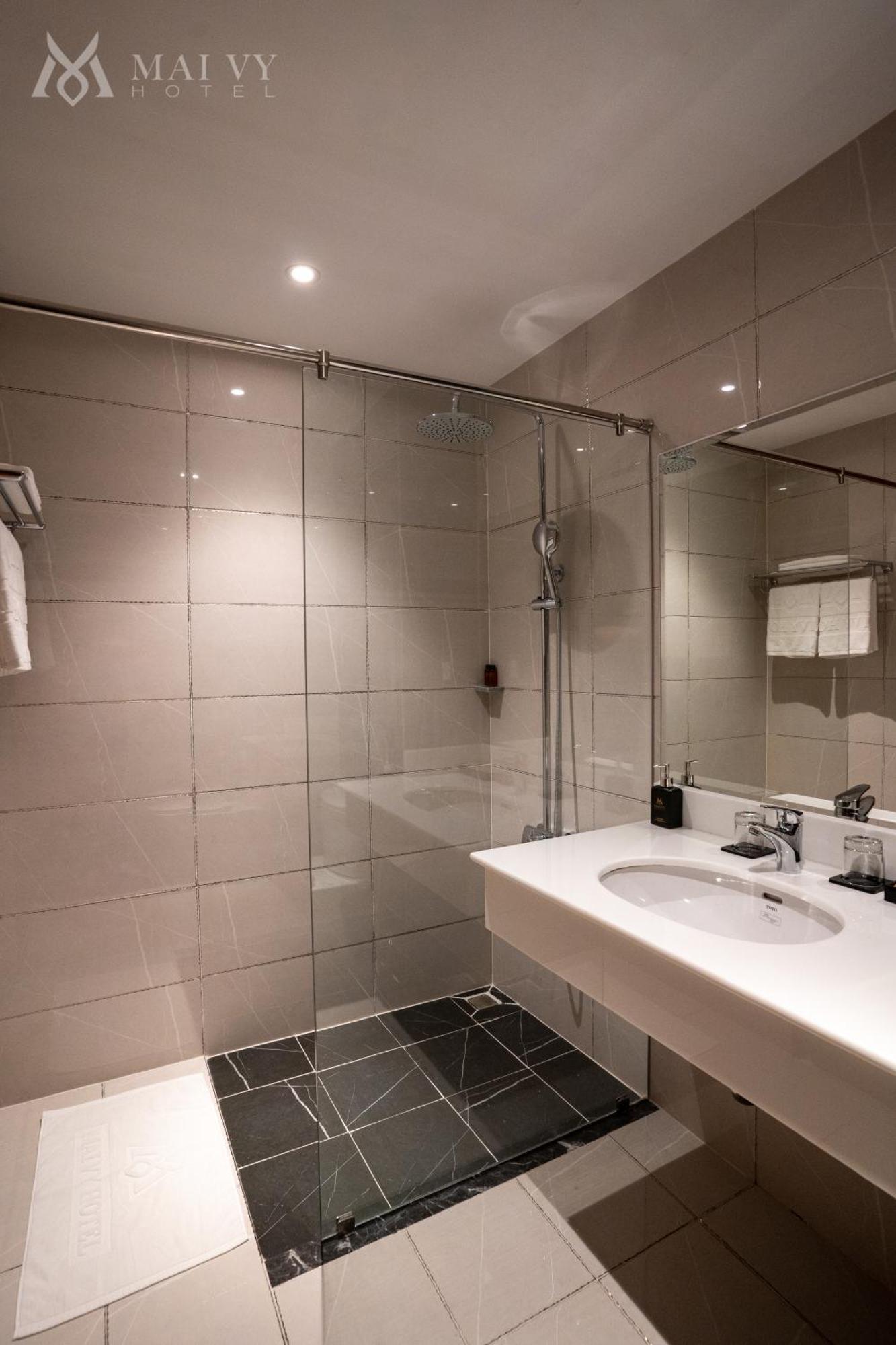 Mai Vy Hotel Tay Ninh Bagian luar foto